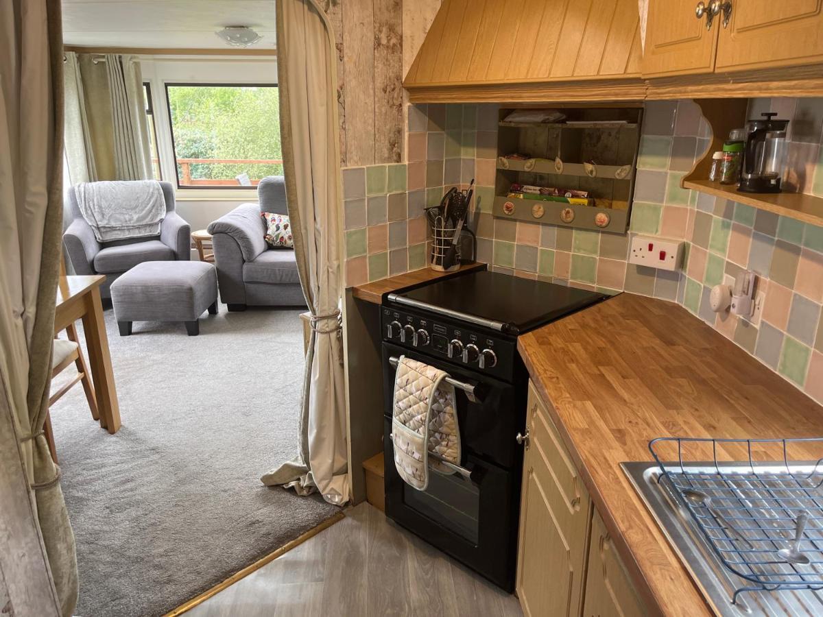 Wootton Bridge  Private Holiday Home In Calm Site المظهر الخارجي الصورة